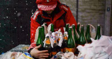 Ucraina: il birrificio Pravda che Beer ha cominciato a produrre molotov dalle bottiglie di birra