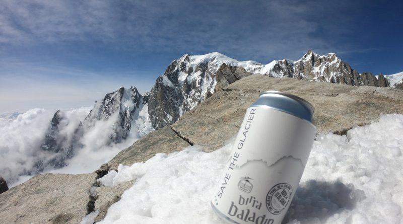 Birra Baladin 4.8 "Save The Glacier" in vendita sul Monte Bianco