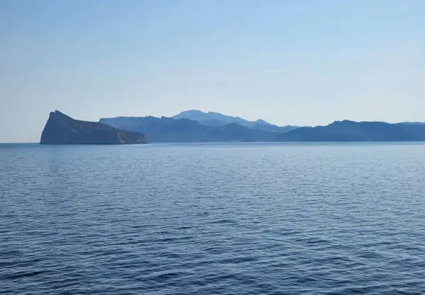 Mare Mediterraneo nei toni dell’azzurro