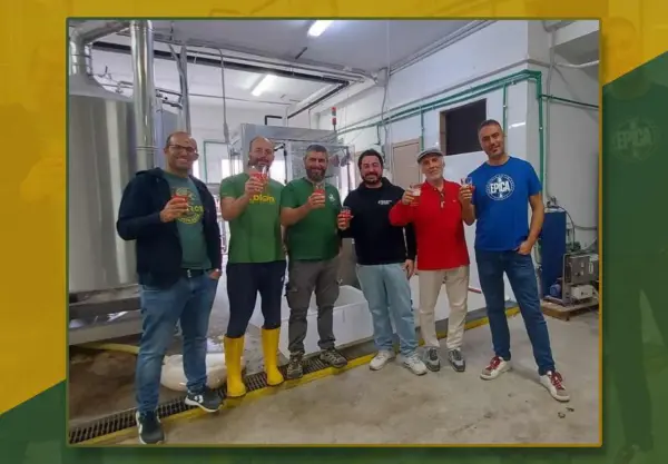 Otto birrifici siciliani hanno realizzato una Italian Pils al birrificio Yblon di Ragusa per i trent'anni della birra artigianale italiana